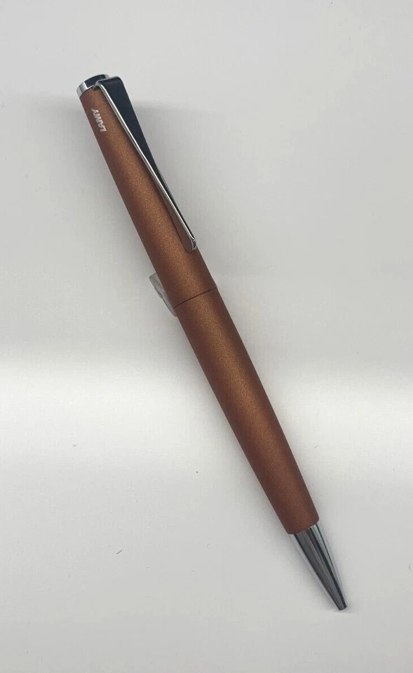 Lamy Kugelschreiber studio brushed Modell 265 (strichmattiert) inkl